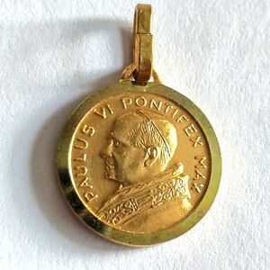 Vintage Catholic Pope Paul VI Roma Gold Tone Religious Medal pendant